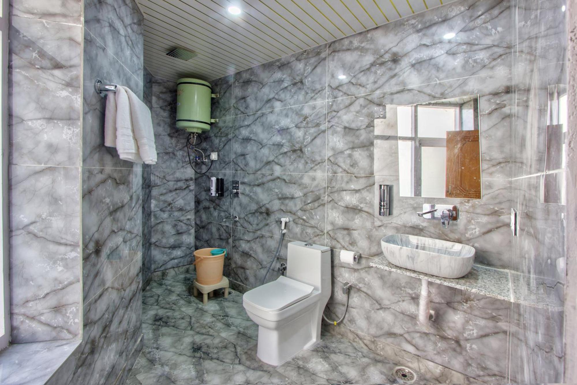 White Mountain Hotel มะนาลี ภายนอก รูปภาพ